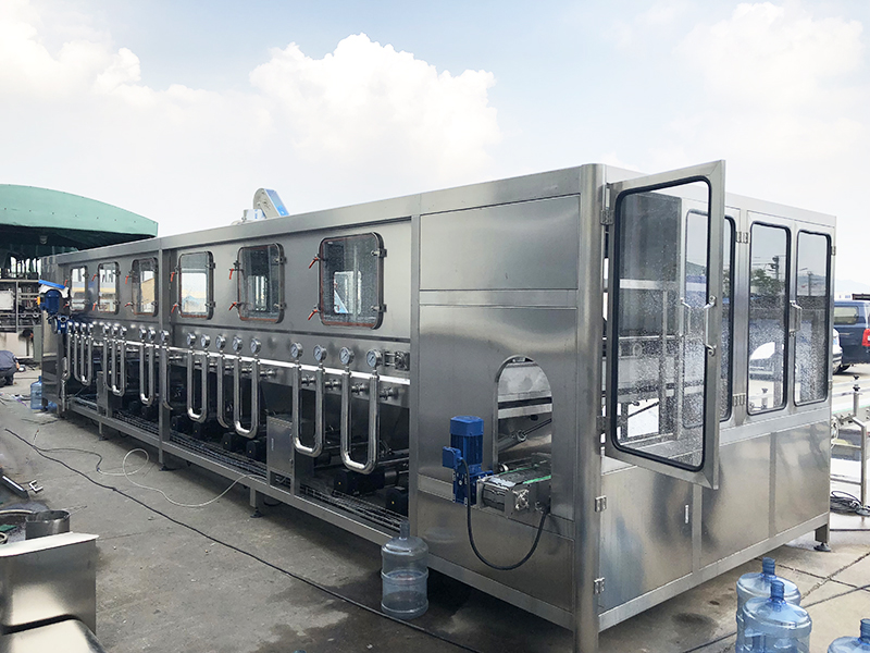 water filling machine (1)