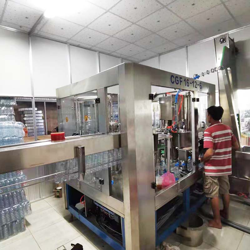 Small water bottling solution cases in Vietnam