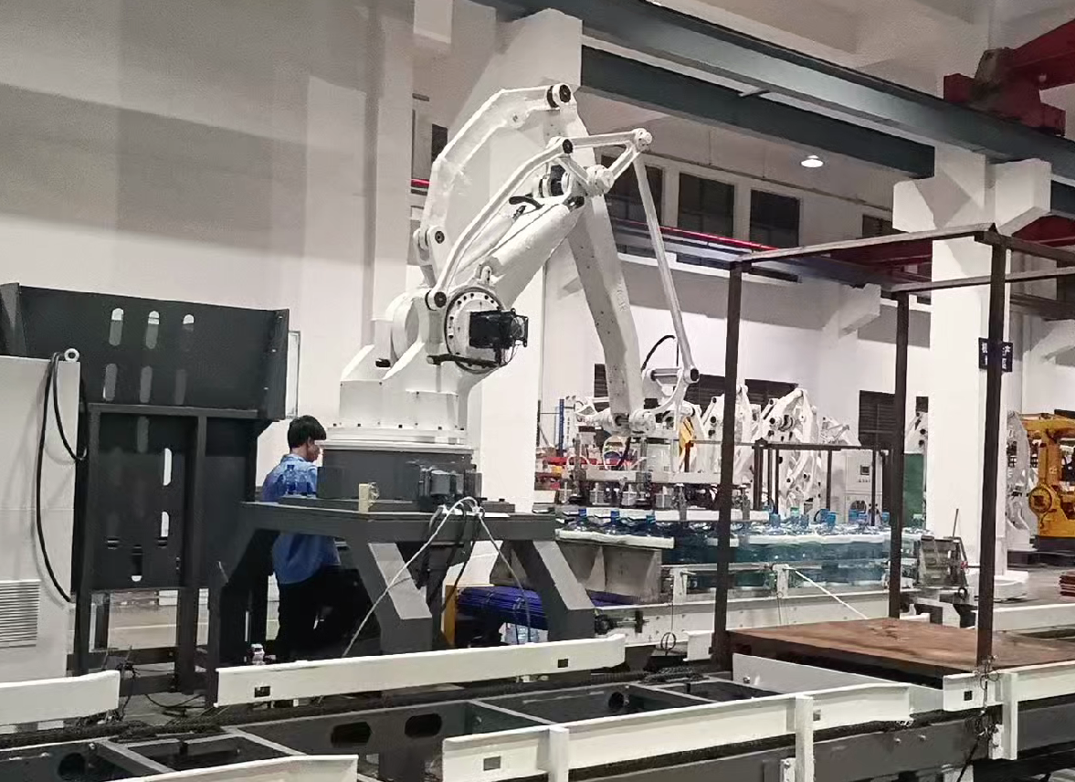 Carton packing robot
